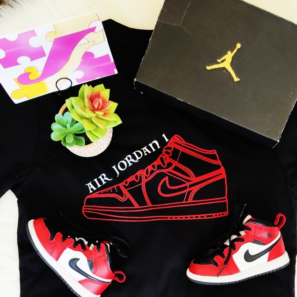 Nike Air Jordan 1 "Chicago" Custom Shirt AJ1